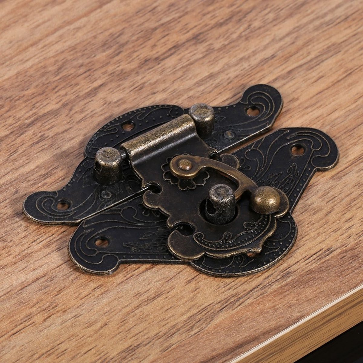 Dailygoods- Hasp Antiek Design - Kast Box Lock - Zinklegering - Brons - Eenvoudig te Installeren - Geschikt voor Houten Kisten - Kastslot