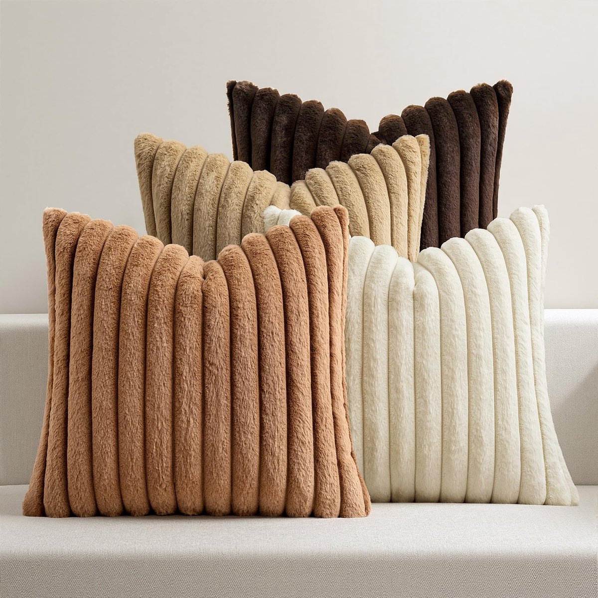 Set van 4 kussenslopen 45 x 45 cm van superzacht pluche, decoratieve kussenhoezen voor bank, slaapkamer en thuis, modern, vierkant, koffieserie