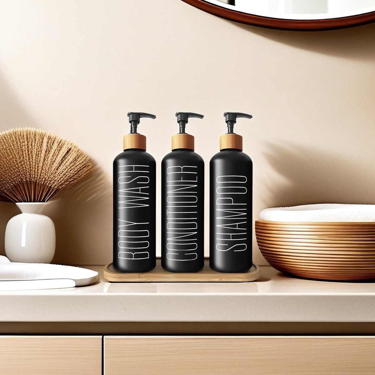 glazen shampoo en conditioner dispenserset met bamboe pompen en lade - 3 navulbare flessen voor de douche, vooraf geëtiketteerd voor body wash, shampoo, conditioner - 500ml/16.9oz elk — cadeau in Wonen & Interieur - foto 4