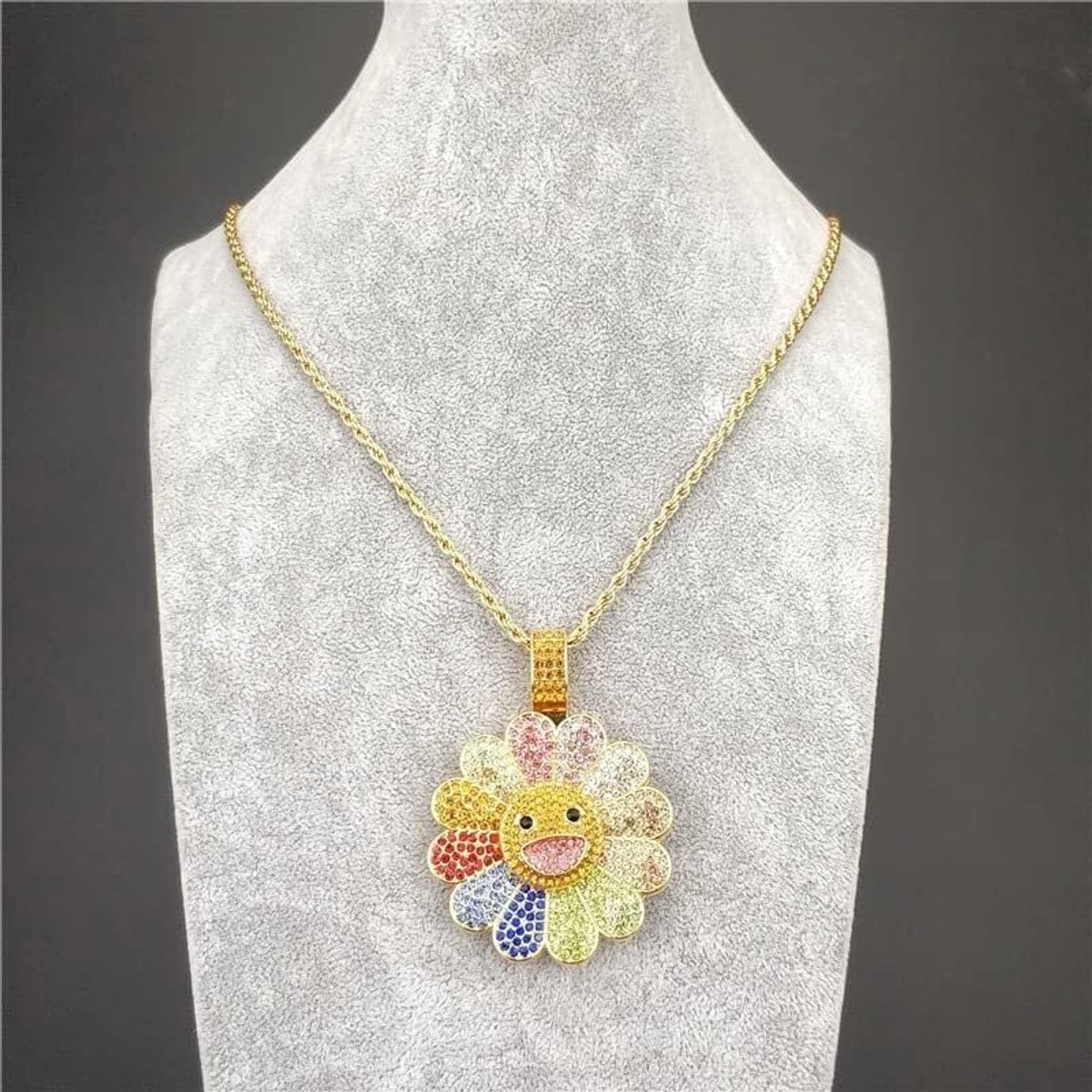 Face Zonnebloem MurKami Ketting,Kleurrijke Bloemblaadje Smiley Face Hip Hop Ketting,Draaiende Hanger