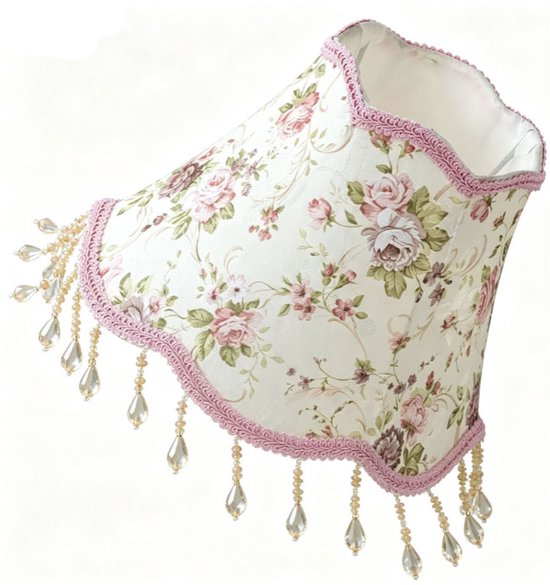 Abat-jour avec imprimé de roses roses et blanches, passepoil rose et franges de perles.