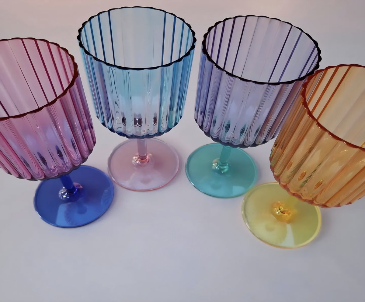 Set van 4 cocktailglazen in polystyreen - 330ml
