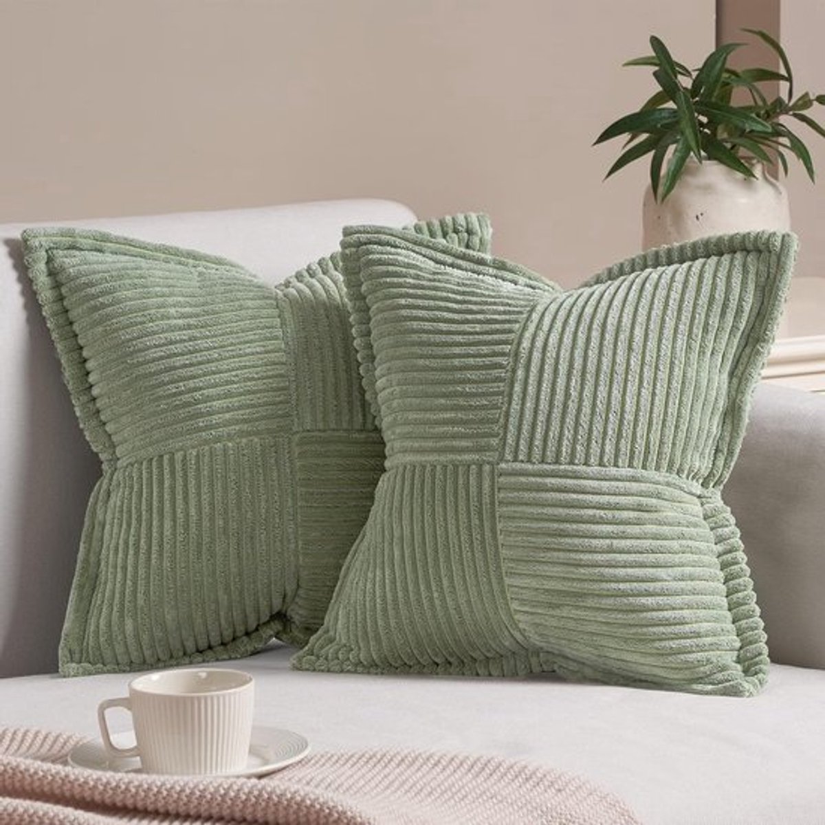 Decoratieve Fluffy Kussenhoezen 40x40cm met Onzichtbare Rits voor Bank en Slaapkamer - Set van 2 in Saliegroen, Perfect voor Woonkamer en Slaapkamer Decor
