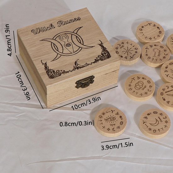 Runen Set Hout - Noorse Waarzeggerij - Spirituele Oefening - Authentiek Gegraveerd - 12 x 12 x 6 cm — afbeelding 3