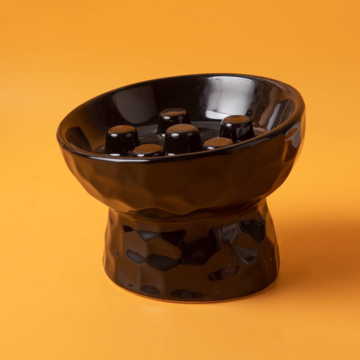Kattenvoerbak – Verhoogde keramische voerbak – Slowfeeder-voerbak voor katten – Kantelbaar ontwerp – Nekbescherming – Geschikt voor katten en kleine honden – Zwart