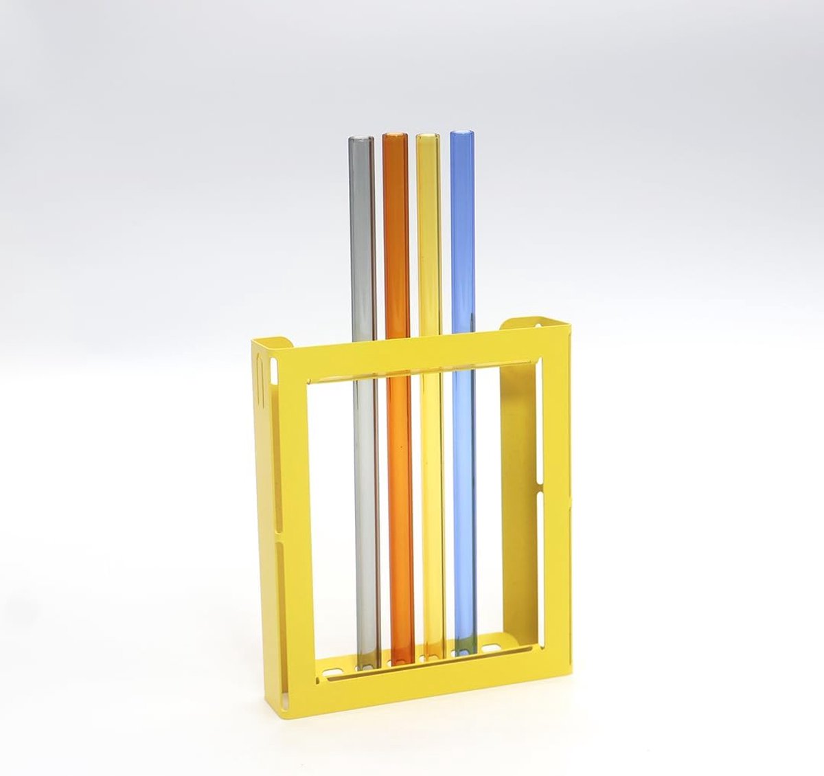 AUTHENTIC BLADES EINFACH. SCHÖN. SCHARF. Straw holder (yellow) - ShopVlot