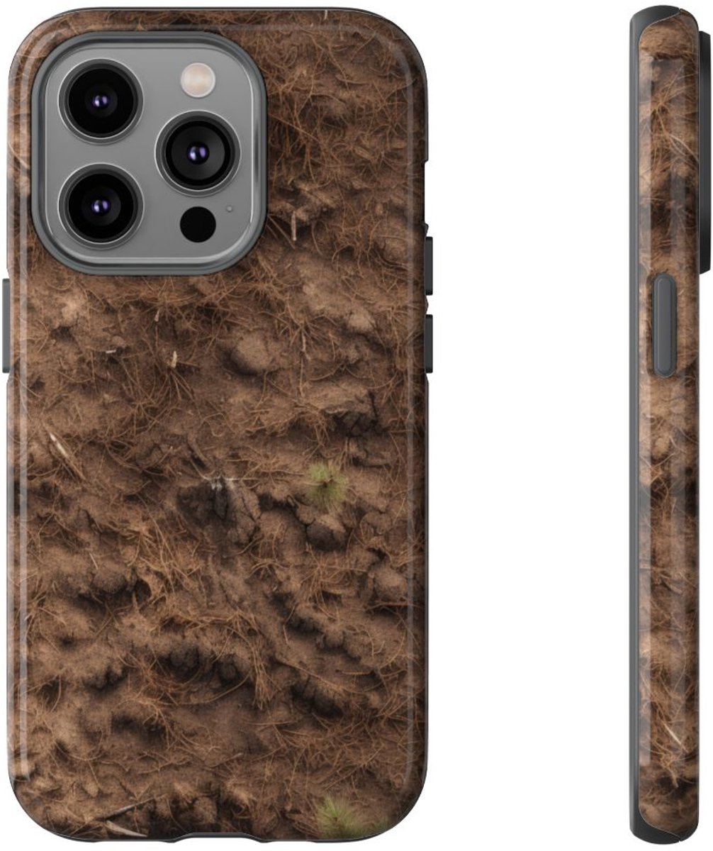 Bosgrond met Dennennaalden – Telefoonhoesje Geschikt voor iPhone 14 Pro