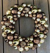 Kunst kerstballenkrans 45 cm goud/bruin - deurkrans - kerstkrans met kerstballen