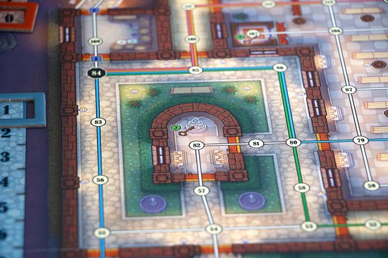 999 Games - Nuns on the run - Verstoppertje aan tafel! - 2 tot 8 spelers - Bevat spelregels in NL EN FR