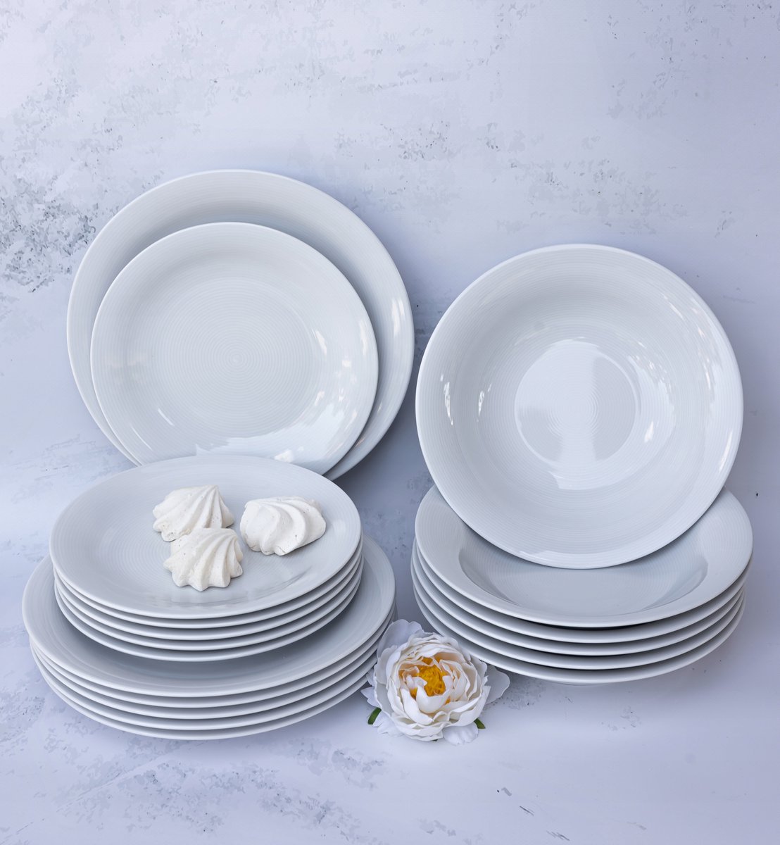 Lubiana Eto Modern serveert 18-delig voor 6 personen, wit