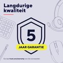 Afbeelding van een muis, toetsenbord en koptelefoon met een schild van '5 JAAR GARANTIE'.