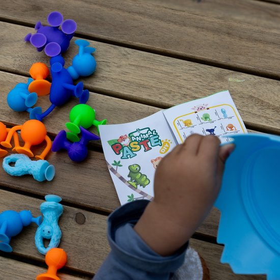 Babybad zuignap spinner speelgoed-4 stuks, spinspeelgoed voor raam, vliegtuig auto reizen, kinderstoel, kerstverjaardagscadeaus voor peuters