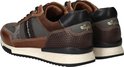 Achterkant van bruine herensneakers, met lederen en textiel details en 'Australian' logo.