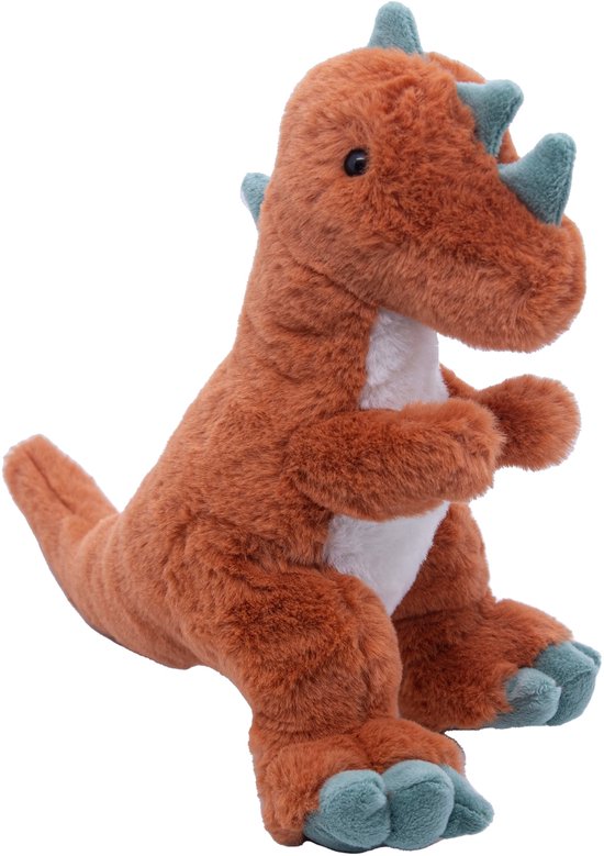 Oranje dinosaurus knuffel met groene stekels op kop en rug. Zittende pose met witte buik en groene poten.