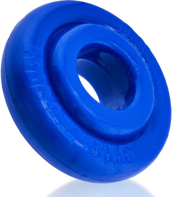 Cockring bleu Oxballs Rimz Big avec texte gravé, tourné sur fond blanc.