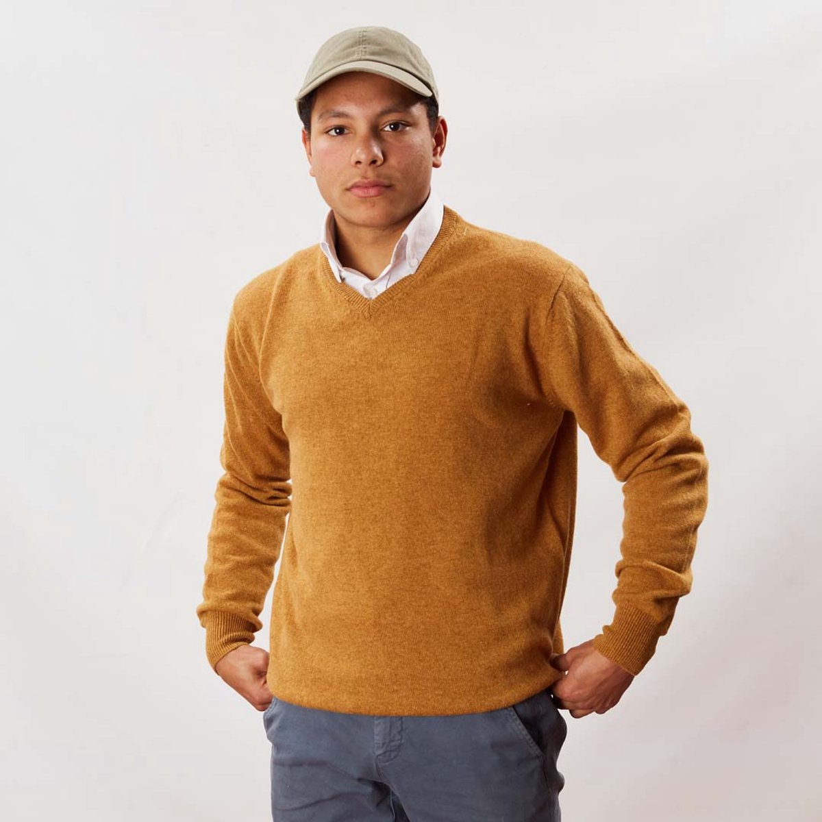 Osborne Knitwear Trui met V hals - Sweater heren in Lamswol - Pullover Heren - Harvest Gold - L