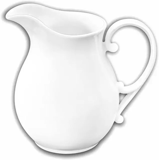 Witte porseleinen schenkkan met gebogen handvat en tuit.
