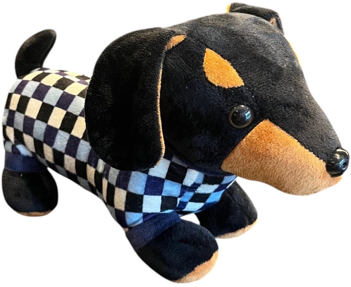Teckel - Teckelknuffel - Knuffel - Pluche - Pluche hond - Hond - Zwart - Geruit - Teckel pyjama - Knuffeldier - Teckel knuffel - Pluche teckel - 30x17 cm - Zwart teckel