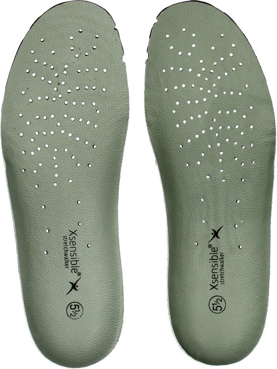Semelles intérieures vert clair perforées avec le logo Xsensible stretchwalker et la taille 5½.