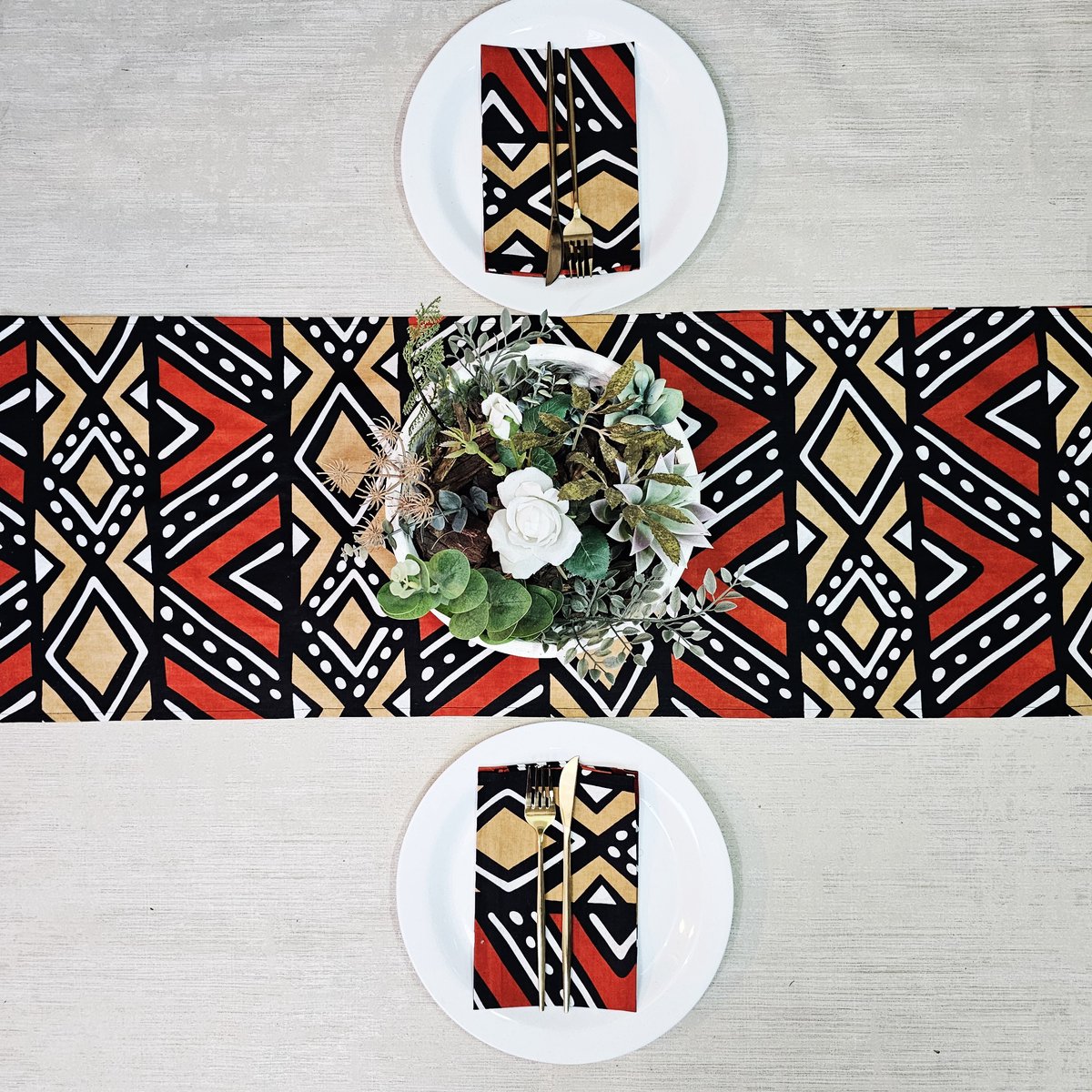 Tafelloper 160x35cm met Servetten Set van 8 | Gemaakt van 100% Afrikaanse Print Stof