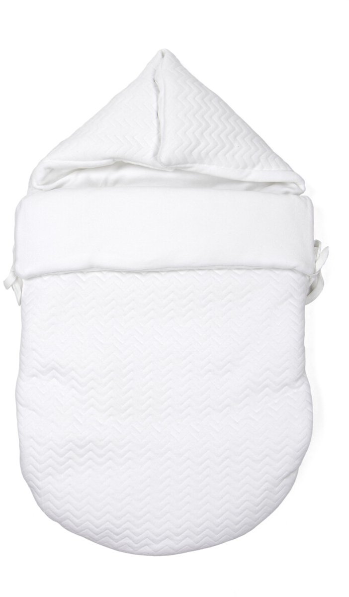 Poetree Voetenzak Chevron White (autostoel)