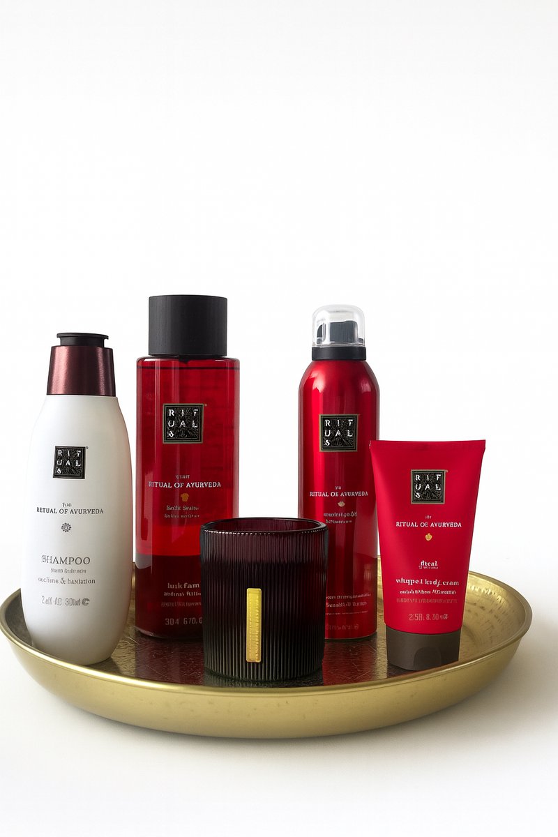 Rituals - Ayurveda - Luxury Set - Bath Foam 500 ml + Shampoo 250 ml + Shower Gel 200 ml + Body Cream 70 ml + Kaars 140 gram + Gouden Ronde Decoratieve Dienblad