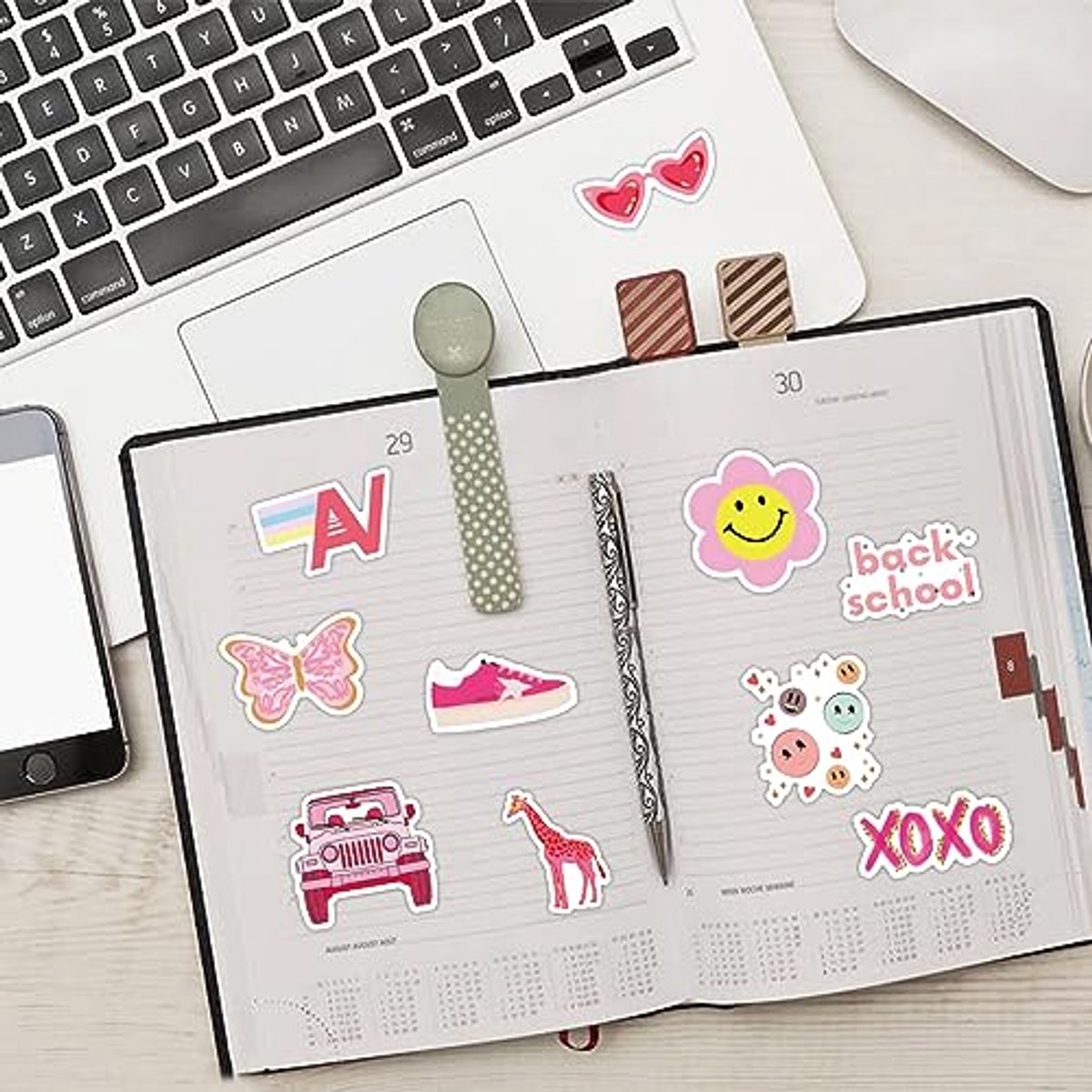 100 stuks Preppy Stickers Roze Stickers Pack, Roze Valentijnsdag Waterdichte Stickers Laptop Water Fles Computer Telefoon Stickers