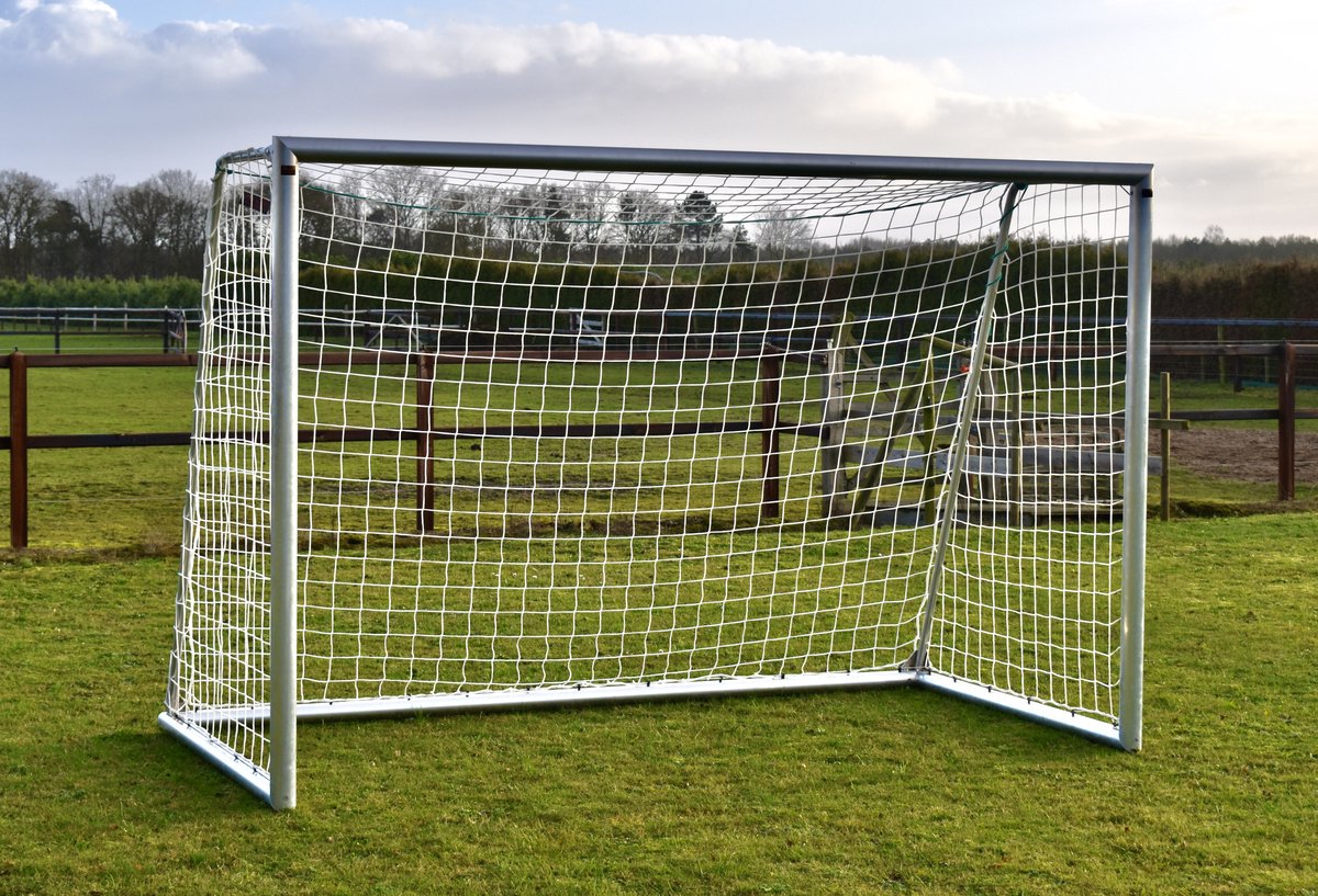 Avyna Aluminium Voetbaldoelen 300x200 cm – Set van 2 – Stevig, Duurzaam & Professioneel