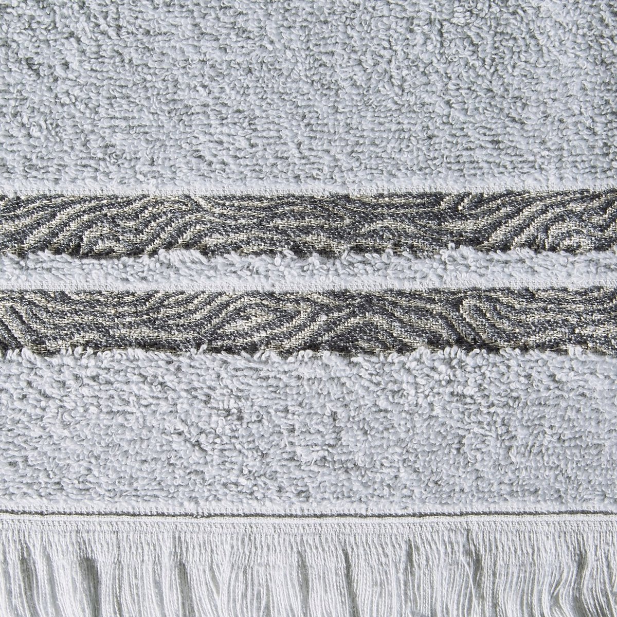 Zilveren Badstof Handdoek 50x90 cm - Zacht en Absorberend