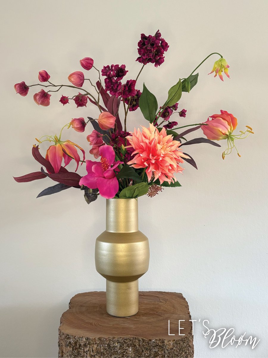 Let's Bloøm - zijden boeket - Herfst - Paars - Touch of autumn - Dahlia - Gloriosa - Bloesem - zijden bloemen - lampion - kustbloemen - Kunsttakken
