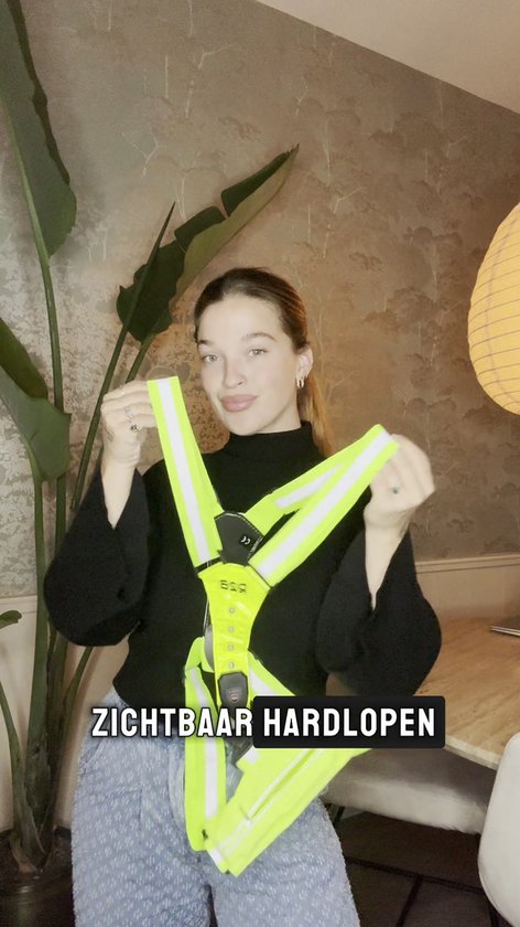 R2B Hardloopvest met Verlichting en Opbergvak - USB-C Oplaadbaar - Wandel & Hardloop Verlichting aan Voor- en Achterkant - Reflecterend Running Vest / Running belt - Loopvest Dames & Heren - Hardloophesje - Neongeel