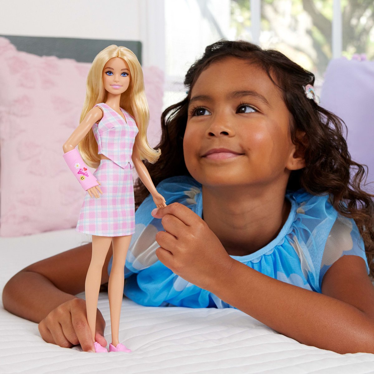 Barbie Fashionistas - Met Roze Gipsverband - Modepop — afbeelding 6