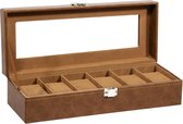 Een open bruine horlogebox met zes vakken en een glazen deksel.