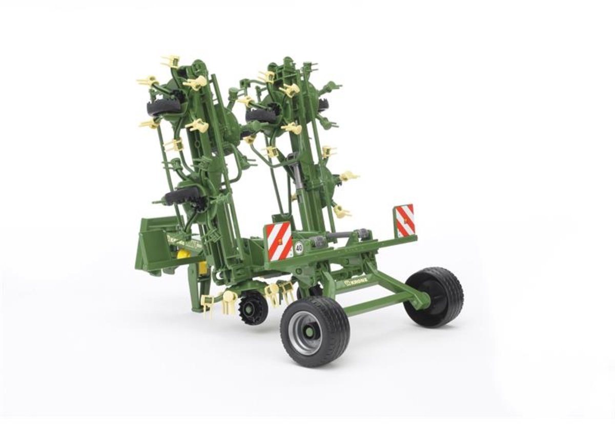 Bruder Krone KWT 8.82 hooischudder: opvouwbaar 1:16 model thumbnail 5