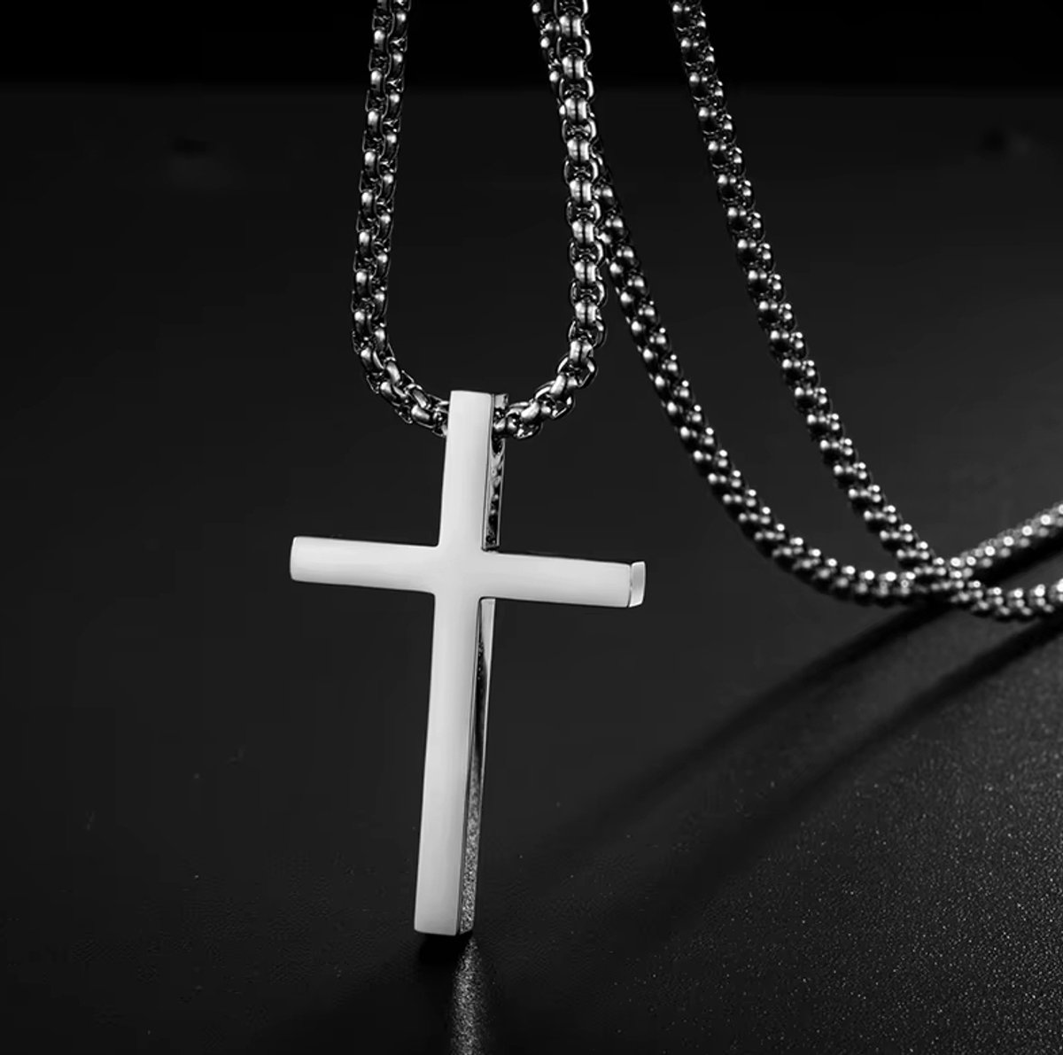 Actie4you® - Ketting Kruis - Ketting heren - 60 cm - Heren Ketting – Zilver Kleurig 2MM