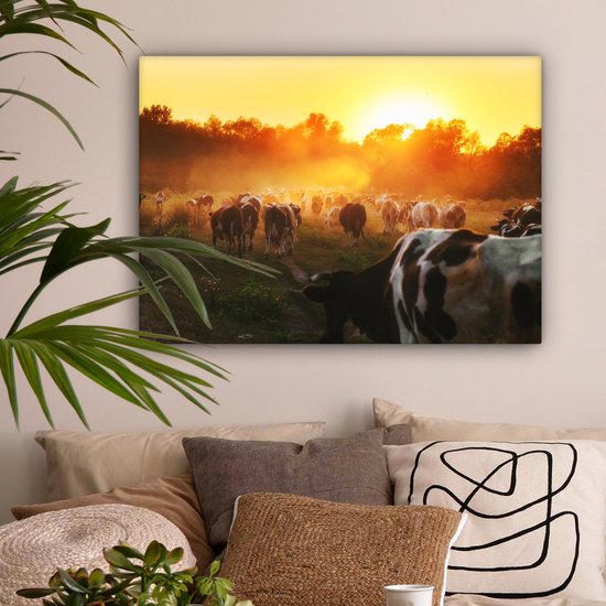 Tableau toile vache - Vache - Animaux - Nature - Coucher de soleil - Arbres - 80x60 cm - Toile - Décoration murale