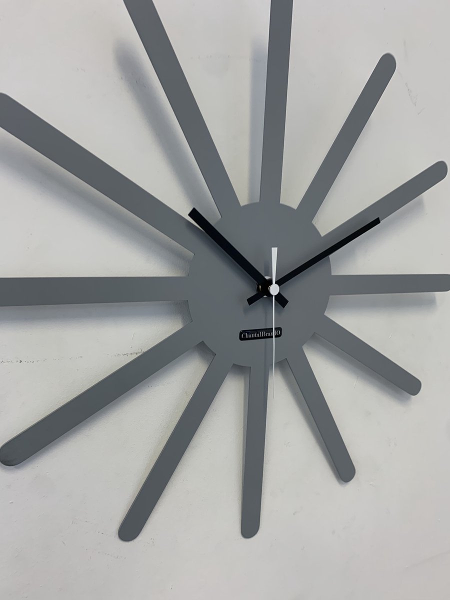 MOSACLOCK * ETOILE GRIS ** Wandklok Modern Industrieel Design **