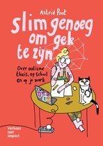Boekomslag van "Slim genoeg om gek te zijn" met een vrouw en een kat zittend aan een bureau.