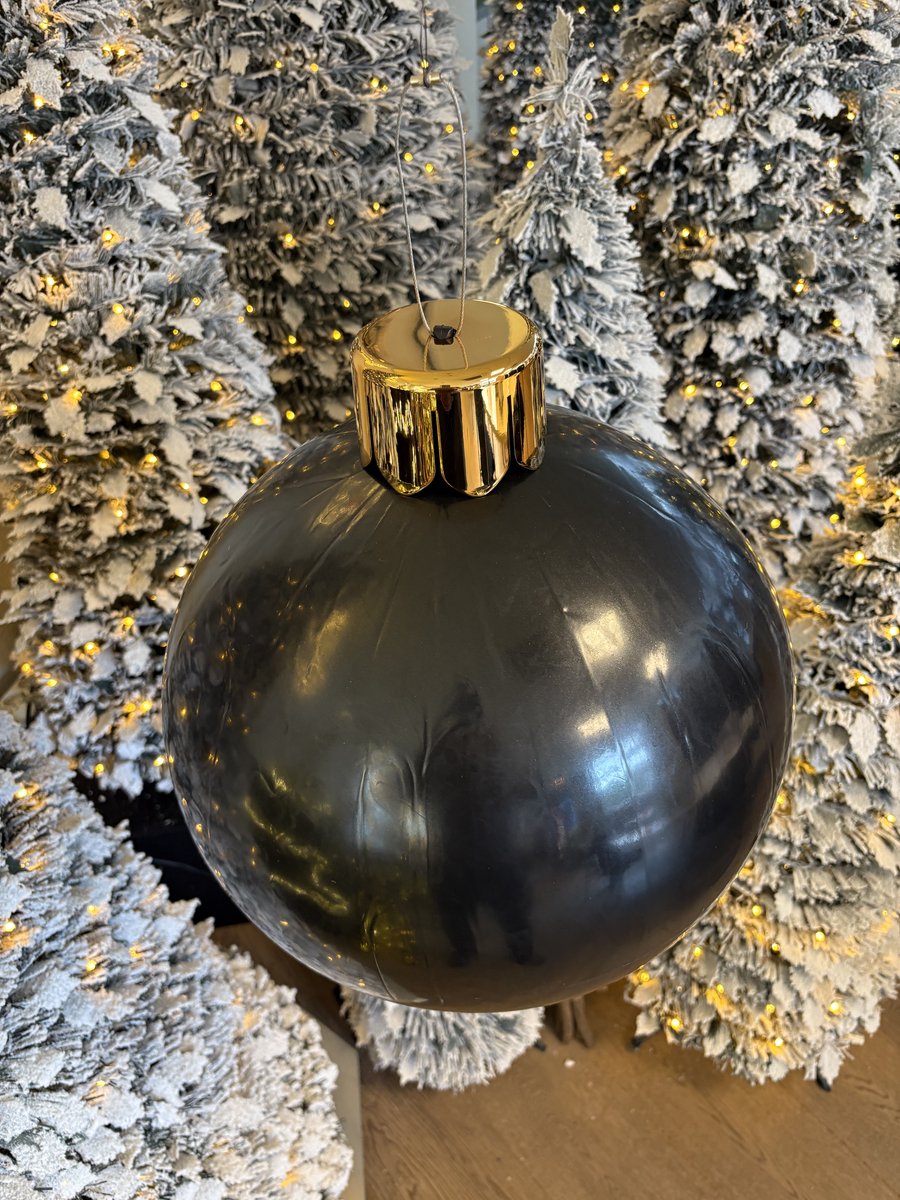 FDL- opblaasbare kerstbal 45cm- zwart- - inclusief handpomp