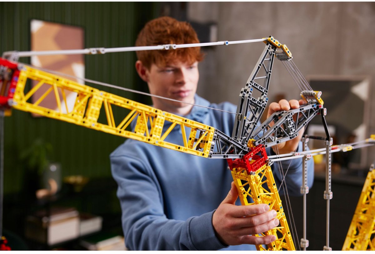 LEGO Technic Liebherr Rupsbandkraan LR 13000 Kraan met Afstandsbediening voor Volwassenen - 42146 — afbeelding 22