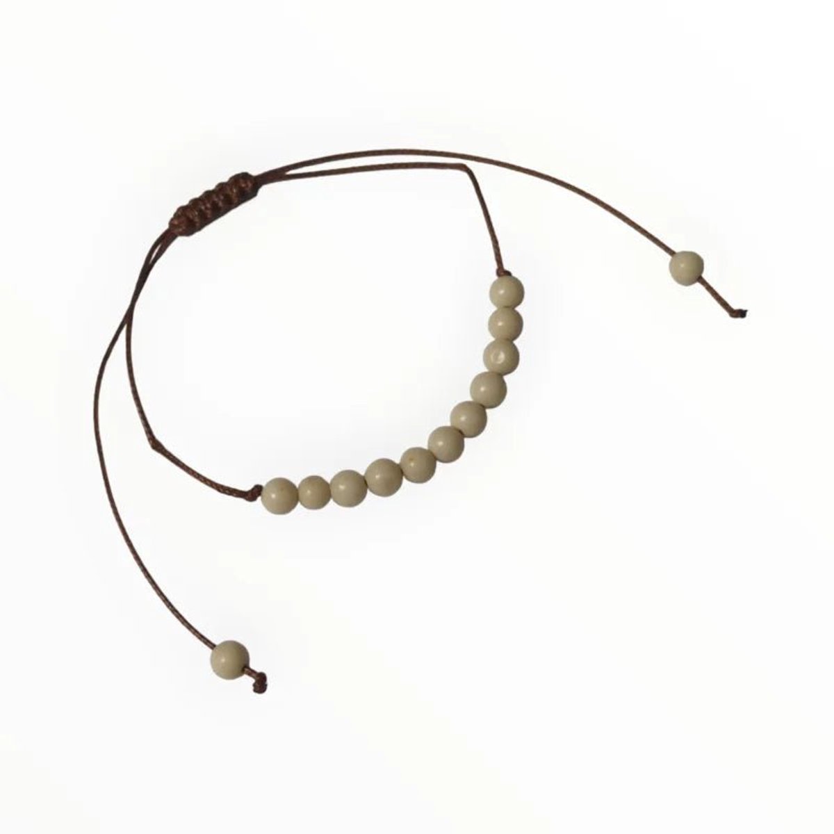 Aramat Jewels -verstelbare natuursteen armband dames- Wit fossiel-touw