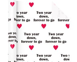 Cadeaupapierrol voor het 2e jubileum – minirol – 43,2 cm x 5 m – Two Year Down Forever to Go belettering met Red Love-design – perfect voor jubilea – bruiloften – verlovingsfeesten