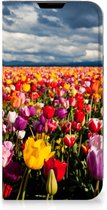 Stand Case Moederdag Cadeau Geschikt voor iPhone 14 Plus Telefoonhoesje met foto Tulpen