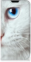Bookcover Geschikt voor iPhone 14 Plus Smart Case Witte Kat
