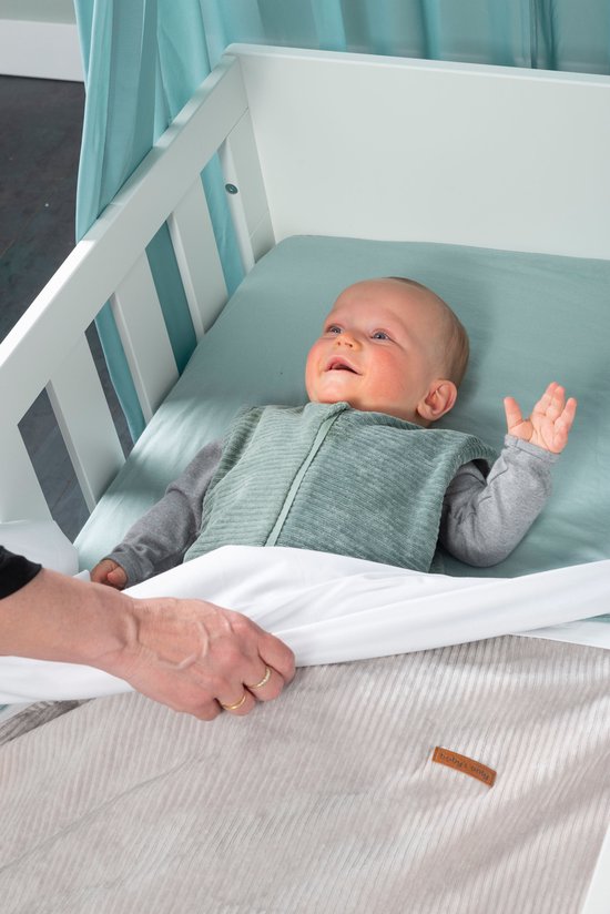 Baby's Only Ledikantdeken teddy - Baby deken Sense - Dekentje voor jongens en meisjes - 2.6 TOG - 100x135 cm - Kiezelgrijs - Rib corduroy stof - Herfst & winter deken van Baby's Only — afbeelding 2