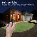 Tuinverlichting in één klik via de afstandsbediening, verlicht de tuin.