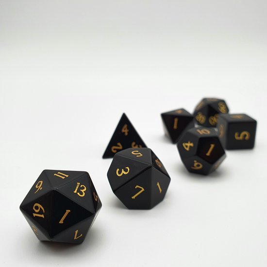 Thumbnail van een extra afbeelding van het spel DnD Gemstone dice set – Obsidian – Inclusief Blazium Dice Tray & Metal Case – Dungeons and Dragons gemstone dobbelstenen