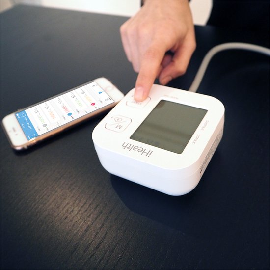 iHealth Track KN-550BT - Bloeddrukmeter Bovenarm Hartstichting - Klinisch Gevalideerd - Hartslagmeter - Bluetooth - Smartphone App - Onregelmatige Hartslag - Geheugen - Gemiddelde Laatste 3 Metingen - WHO Stoplicht Indicator - Manchet 22 - 42 cm
