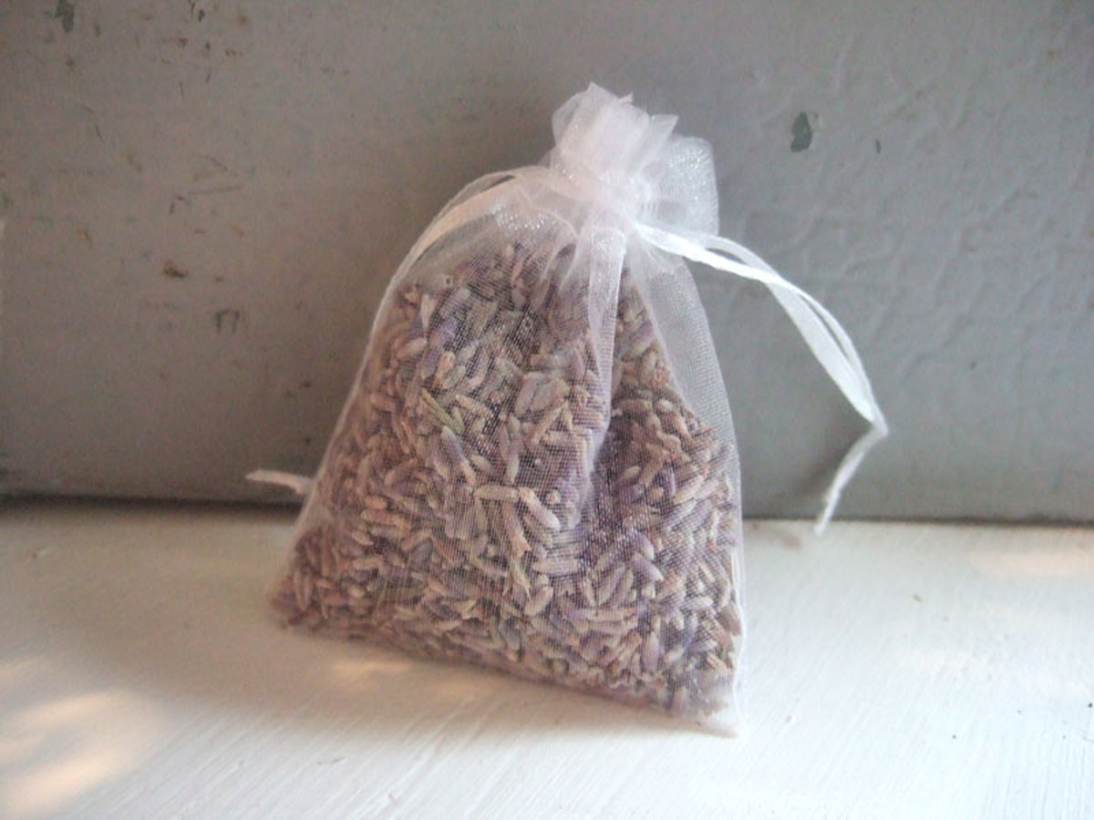 Organzazakje met lavendel 10 stuks