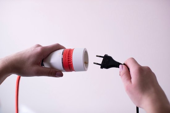 Rallonge Brennenstuhl 5m pour l'intérieur (câble textile 5m, pour usage intérieur, rallonge avec interrupteur rotatif marche/arrêt lumineux) rouge/blanc/noir